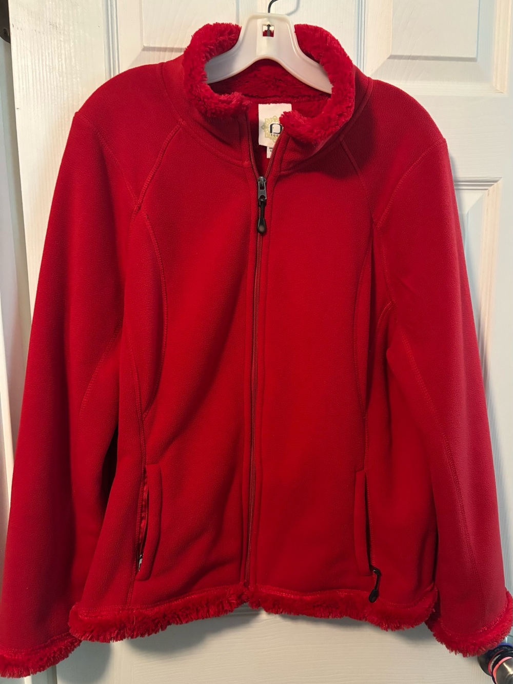 Fuda Women’s Red Zip-Front Fleece Jacket - XL